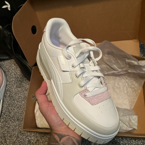 Puma Cali Dream Sneakers in white/purple, Size 9.5. - Picture 4 of 6